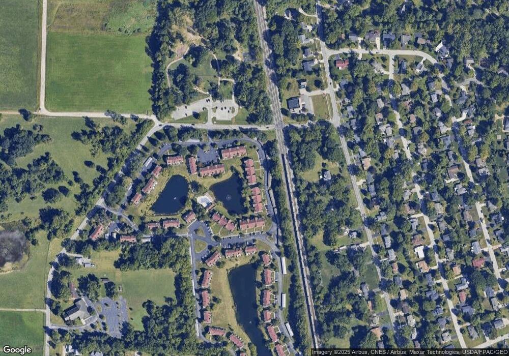 6039 Shadow Lake Cir, Columbus, OH 43235 - photo 1