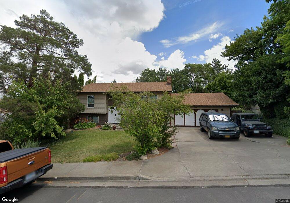 918 SE 1st St, Pendleton, OR 97801 - photo 1