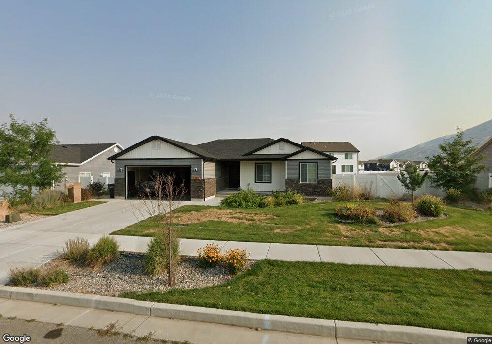 1305 E 500 S, Hyrum, UT 84319 - photo 1