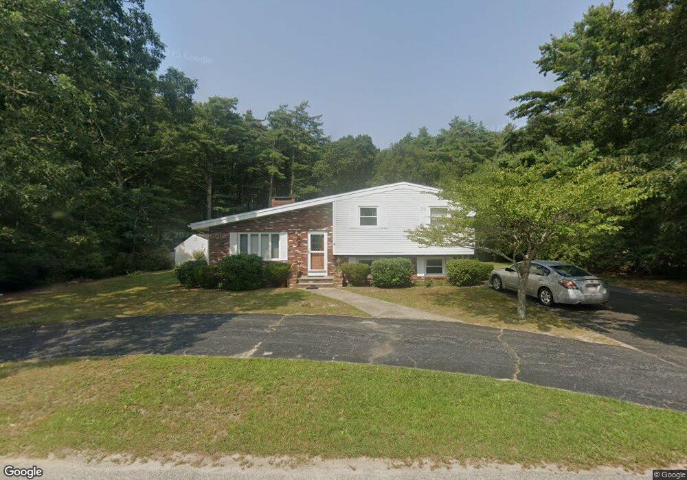 8 Shamrock Ln, Buzzards Bay, MA 02532 - photo 1