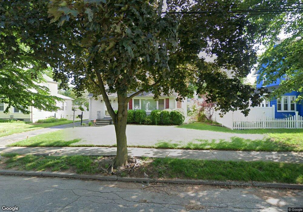 275 Pasadena Place, Bridgeport, CT 06610 - photo 1