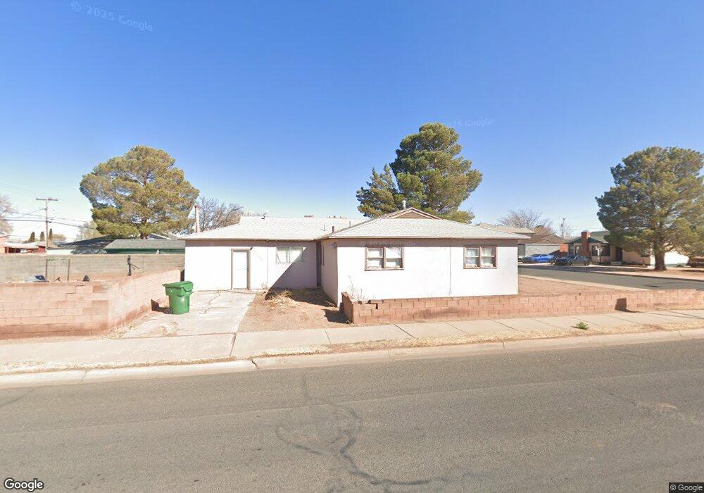 332 W Gilmore St, Winslow, AZ 86047 - photo 1