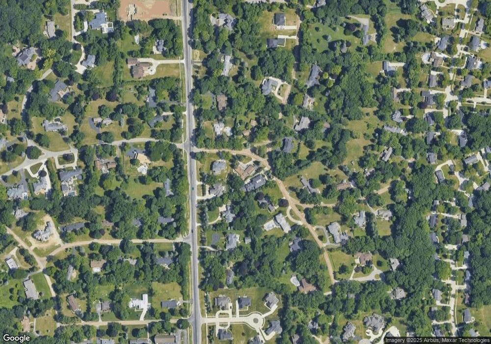 2915 Lenox Dr, Troy, MI 48098 - photo 1