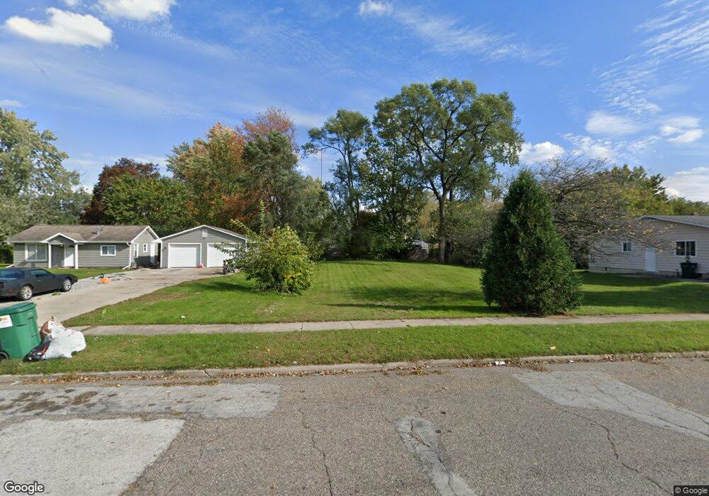 3917 Burchfield Dr, Lansing, MI 48910 - photo 1