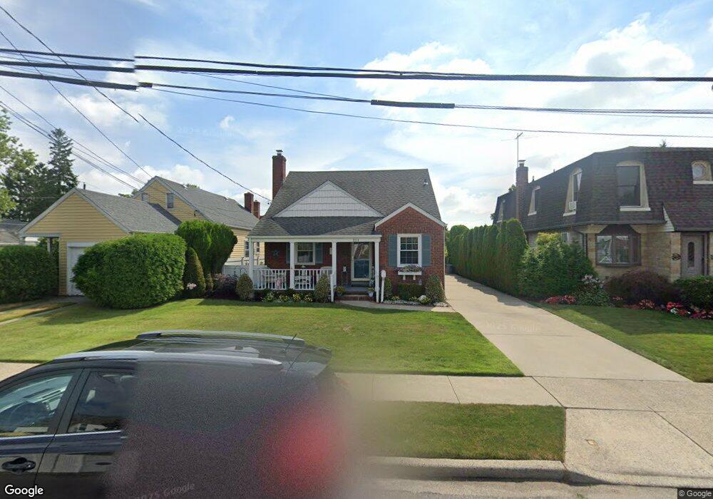 226 Paschal Ave, Franklin Square, NY 11010 - photo 1