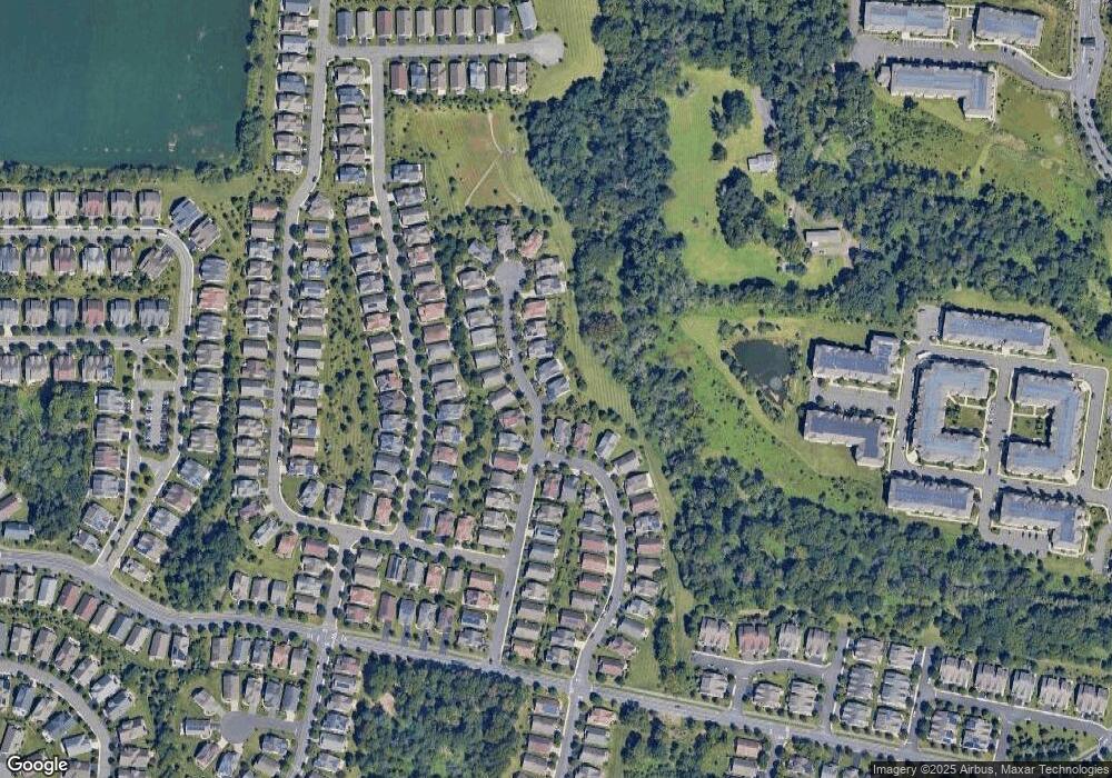 22 Hancock Place, Somerset, NJ 08873 - photo 1