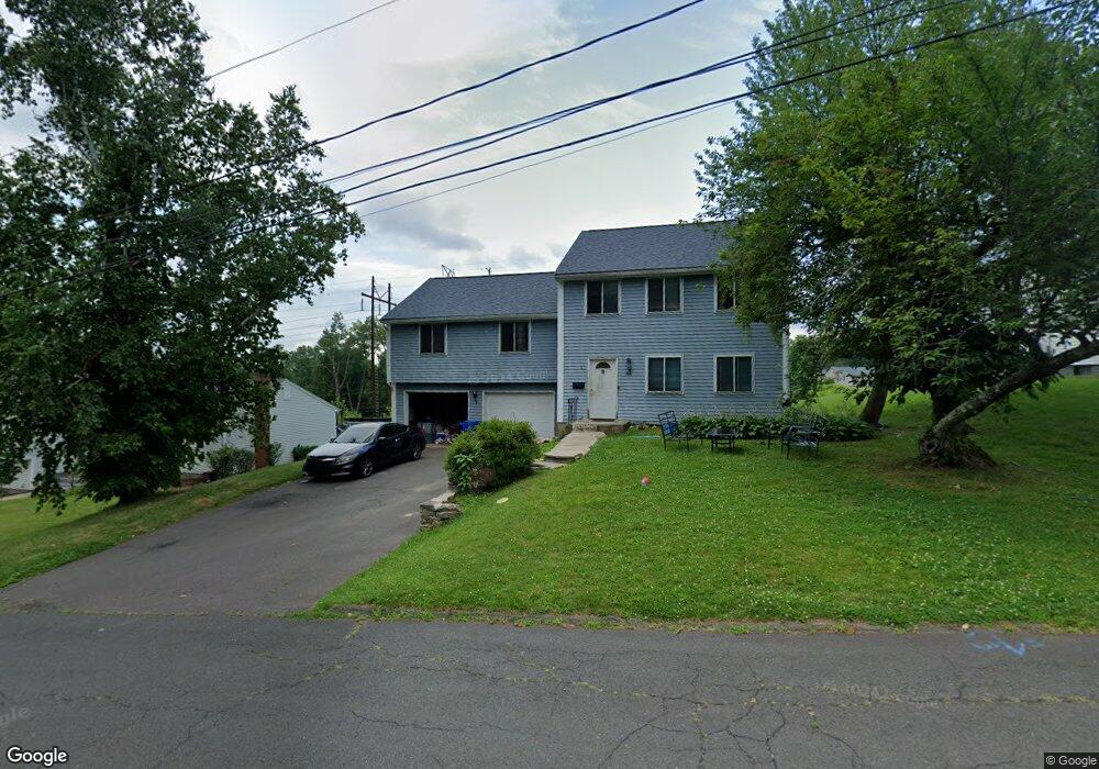 3 Lee Cir, Bloomfield, CT 06002 - photo 1