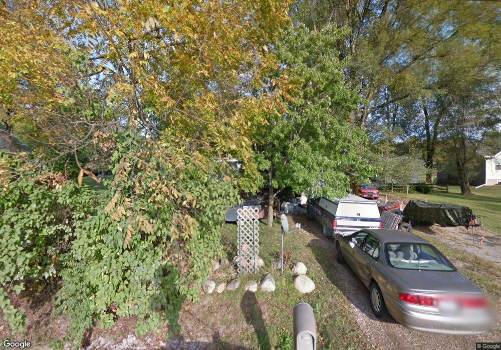 248 Hickory St, Newton, IA 50208 - photo 1