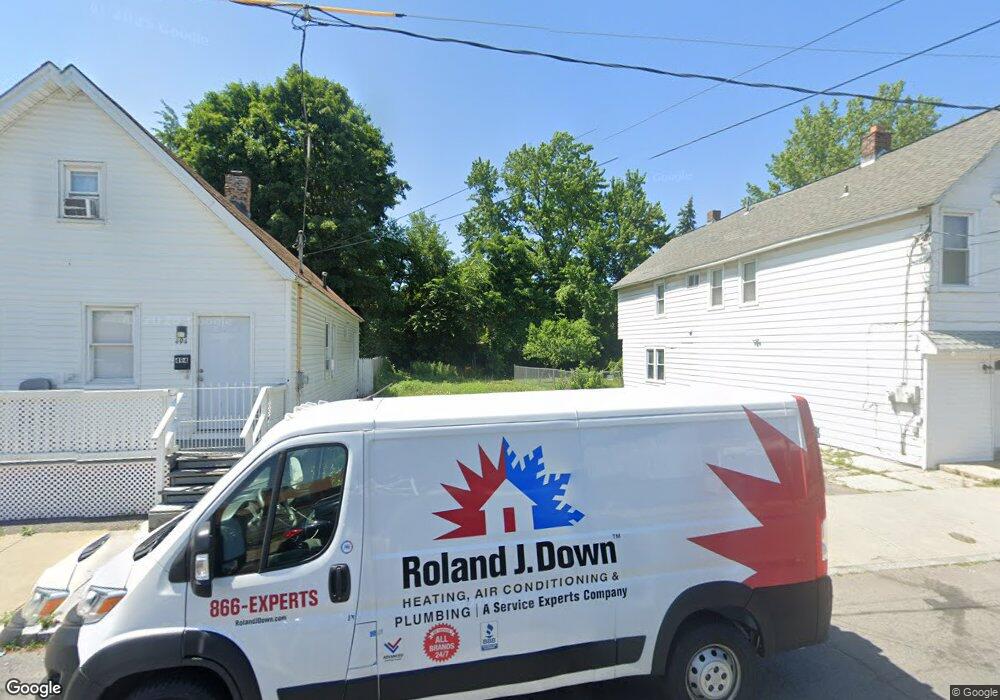 492 Hulett St, Schenectady, NY 12307 - photo 1