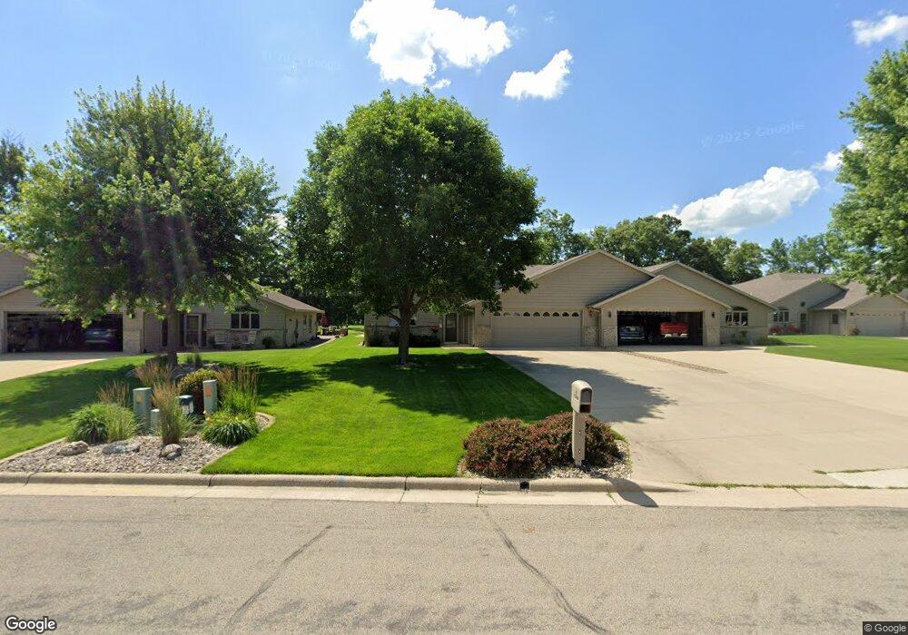 1727 Hale Dr, Albert Lea, MN 56007 - photo 1