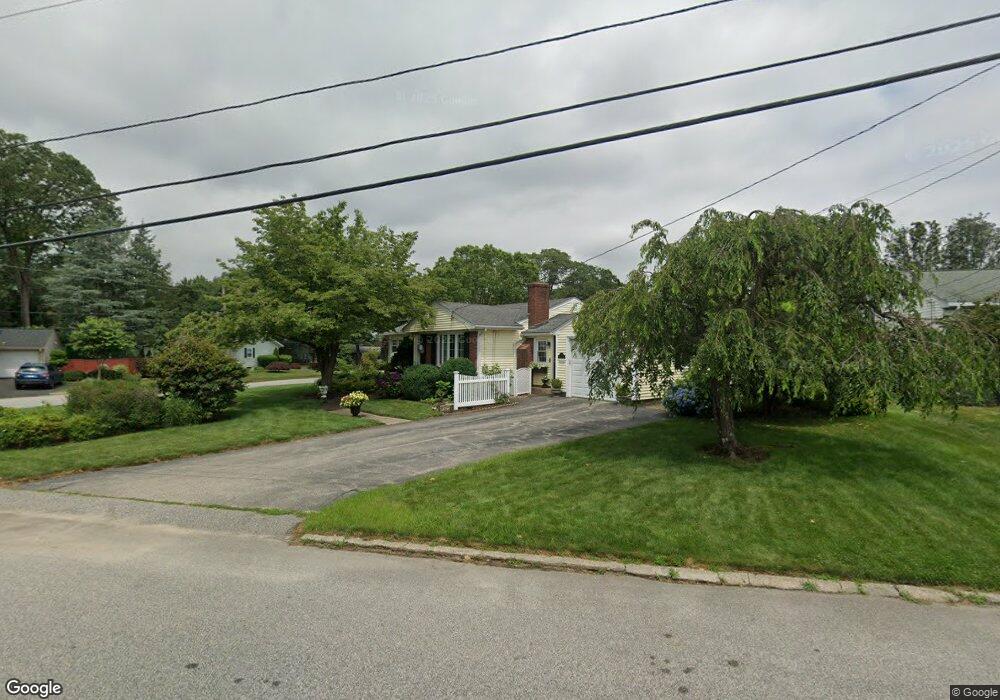 153 Belvedere Dr, Cranston, RI 02920 - photo 1