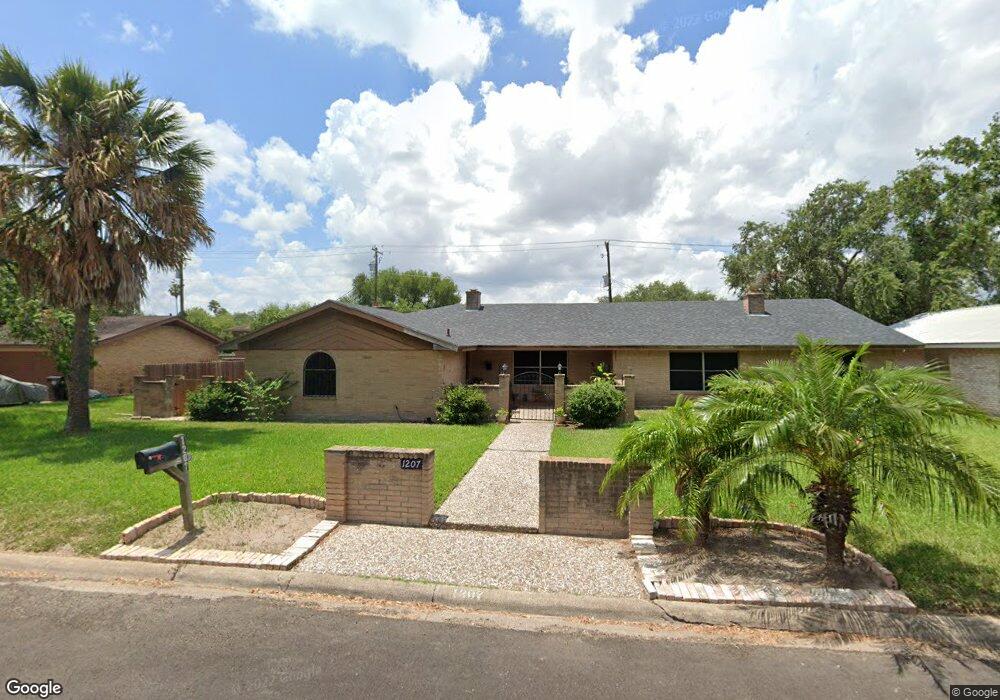 1207 W 4th St, Weslaco, TX 78596 - photo 1