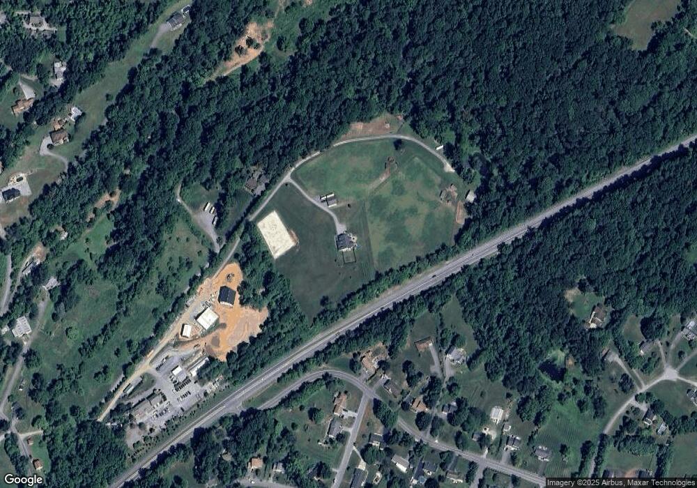 825 Shandy Brook Dr, Westminster, MD 21157 - photo 1