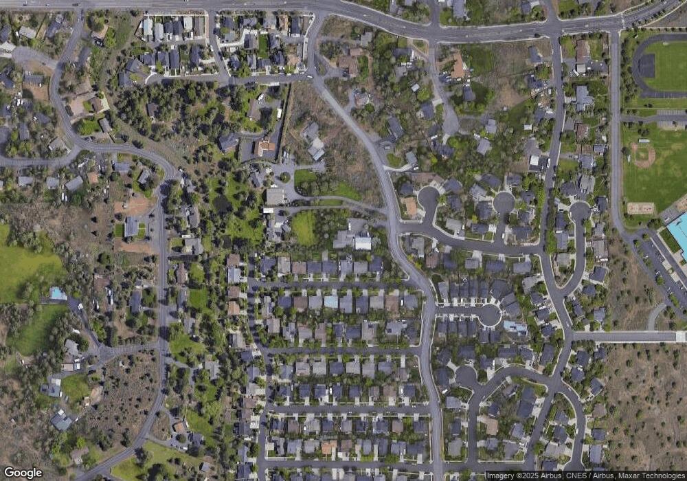 63521 Boyd Acres Rd, Bend, OR 97701 - photo 1