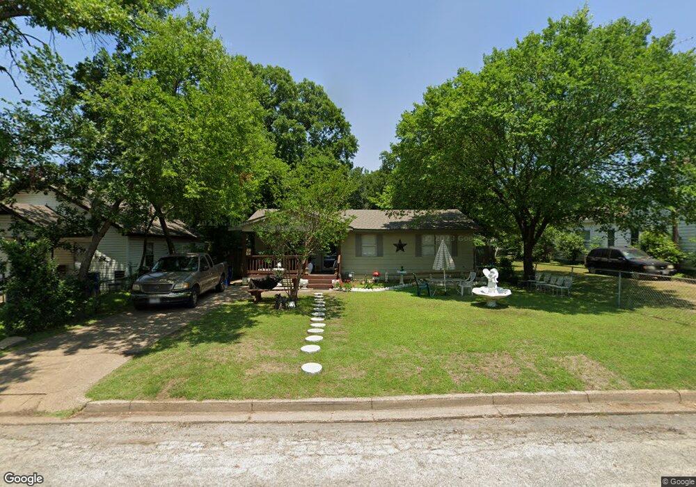 1008 N Dallas St, Ennis, TX 75119 - photo 1