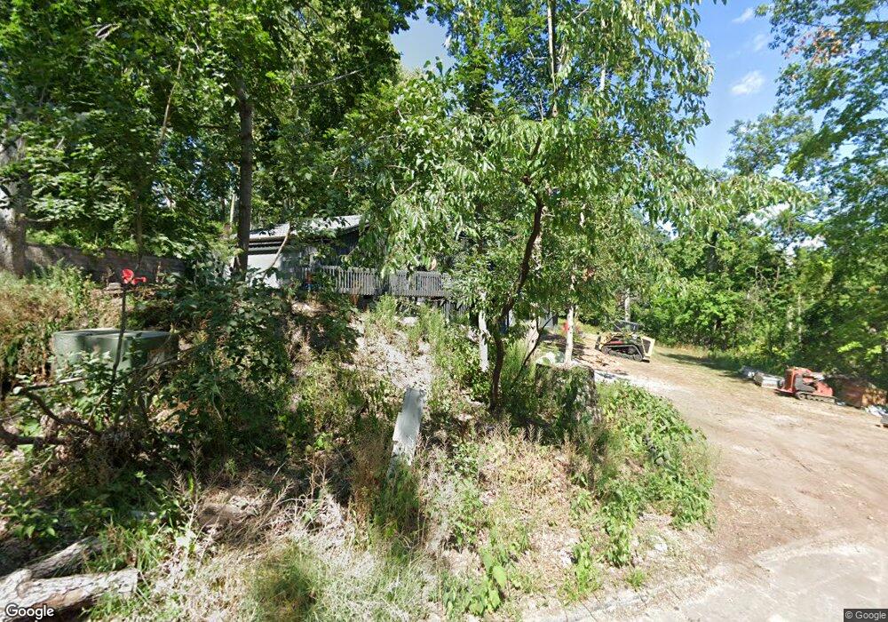 2035 Cottage Glen Rd SE, Cedar Rapids, IA 52403 - photo 1