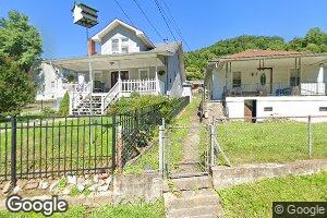 34 Thomas St, Gauley Bridge, WV 25085