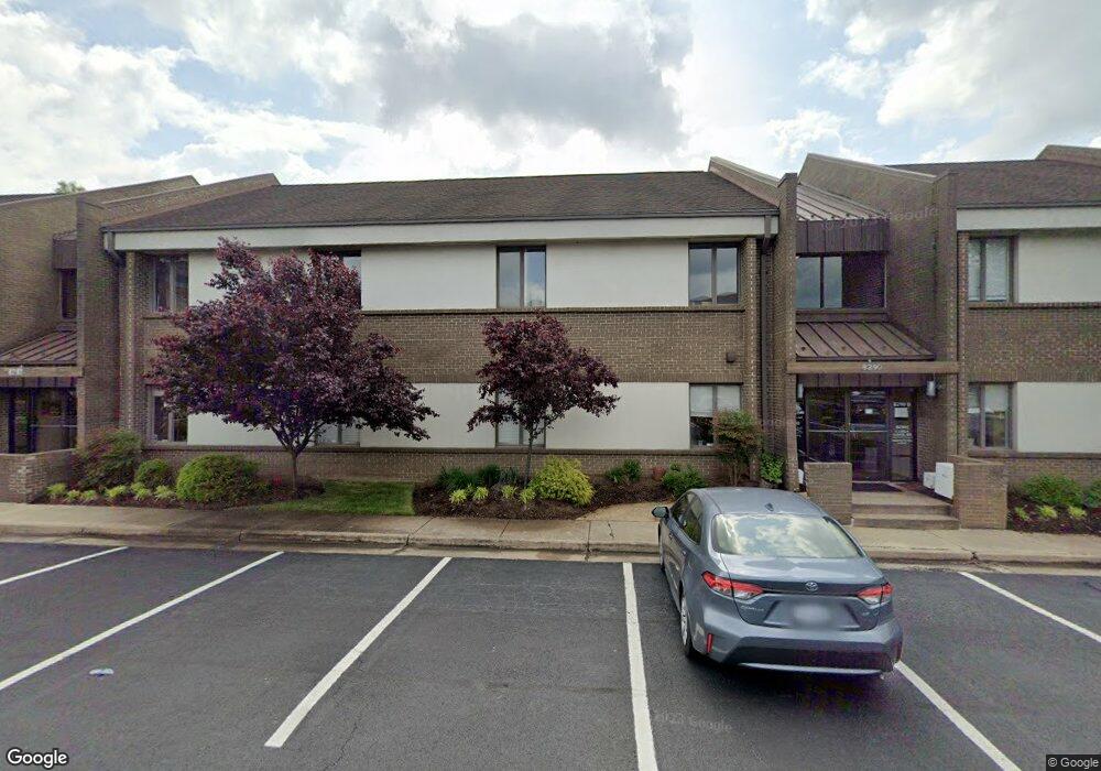 8290-A Old Courthouse Rd, Vienna, VA 22182 - photo 1