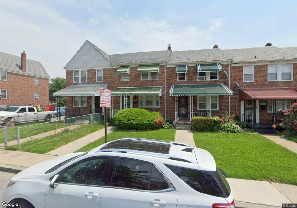 921 Wildwood Pkwy, Baltimore, MD 21229 - photo 1