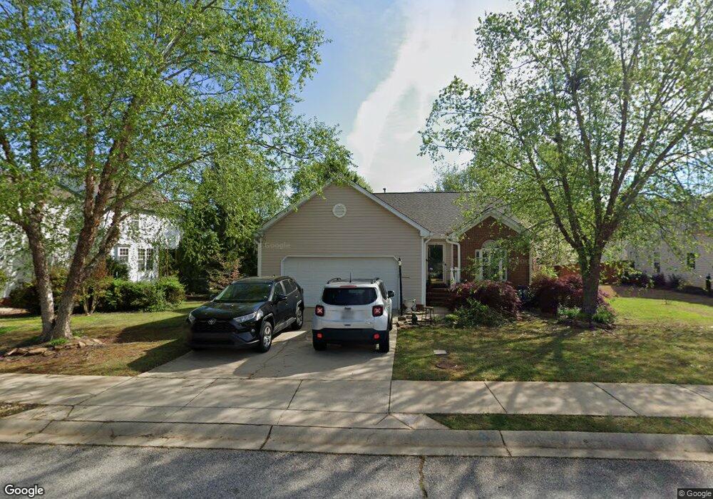 202 Summitbluff Dr, Greenville, SC 29617 - photo 1