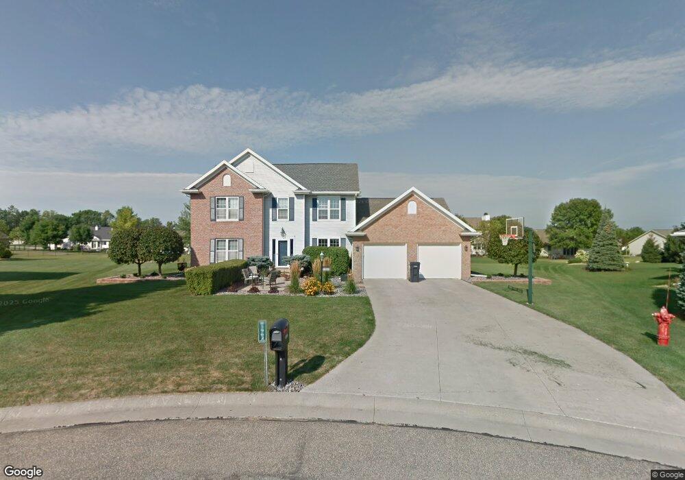 W5962 Daisy Ct, Appleton, WI 54915 - photo 1