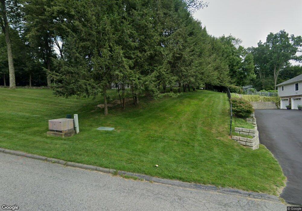 18 Carriage Hill Rd, Brewster, NY 10509 - photo 1