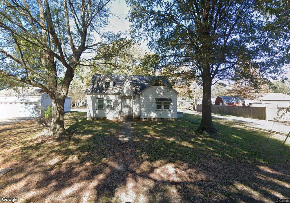 505 E 9th St, Stuttgart, AR 72160 - photo 1