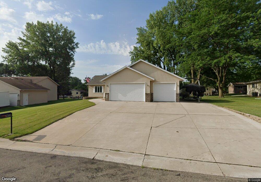 1108 Allan Dr, Albert Lea, MN 56007 - photo 1