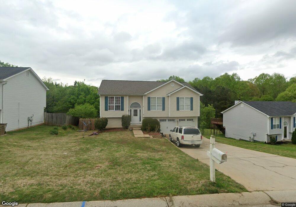 6018 Daffodil Dr, Flowery Branch, GA 30542 - photo 1