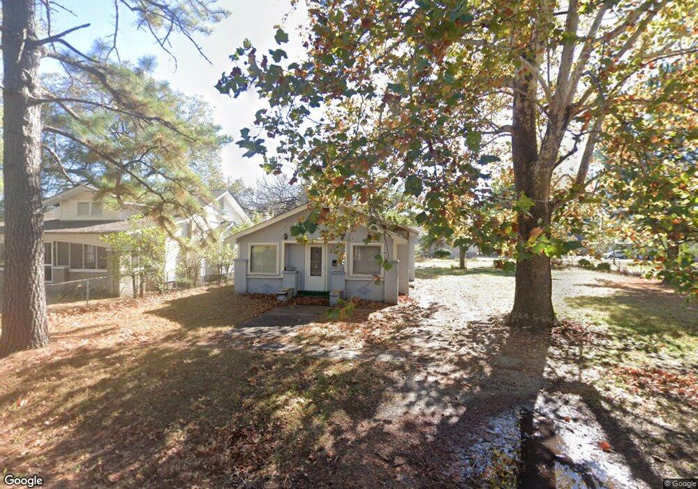 1118 W 11th St, Okmulgee, OK 74447 - photo 1