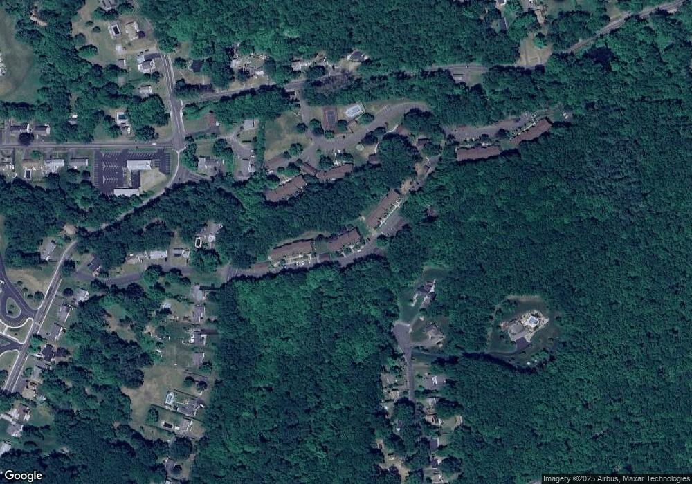 125 Cliffside Dr unit C, Manchester, CT 06042 - photo 1