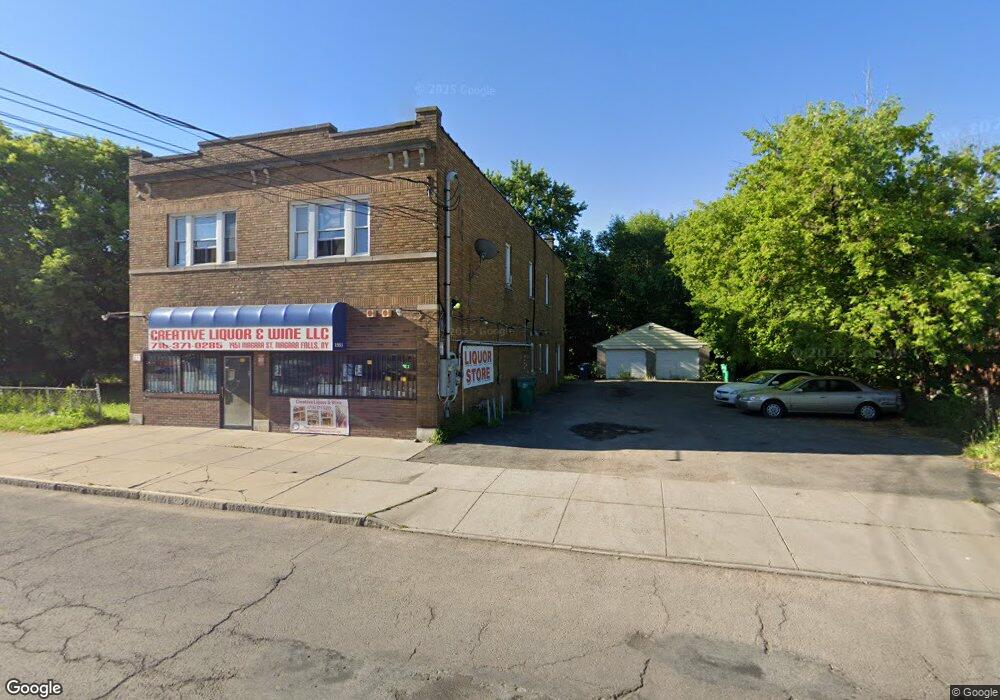 1949 Niagara St, Niagara Falls, NY 14303 - photo 1