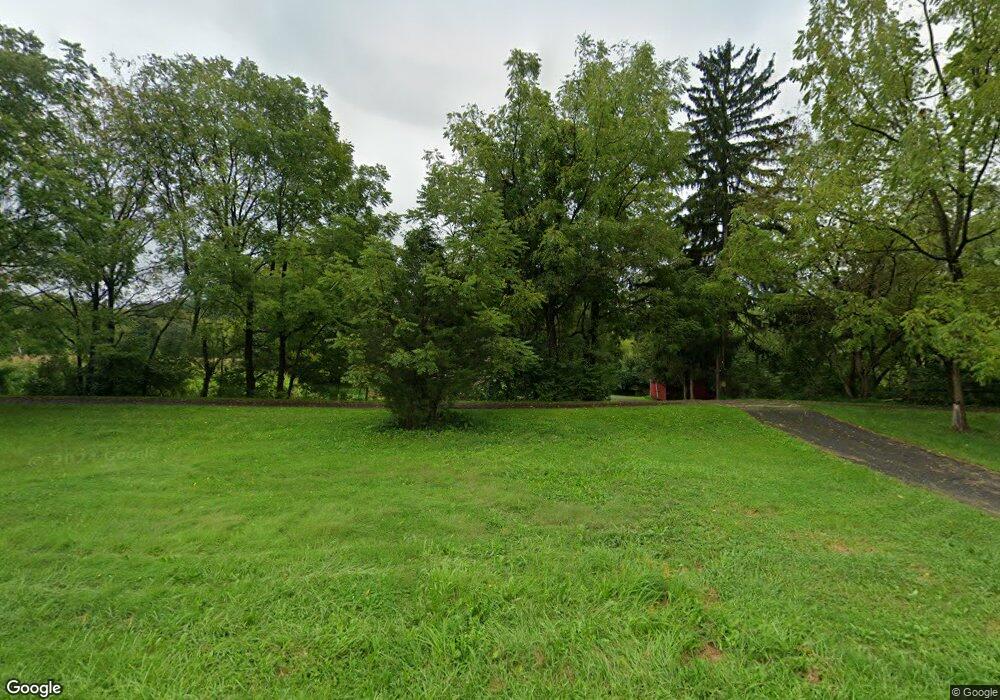 654 Gall Rd, Easton, PA 18040 - photo 1