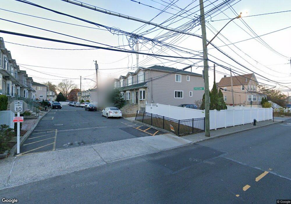 17 Lyceum Ct, Staten Island, NY 10310 - photo 1