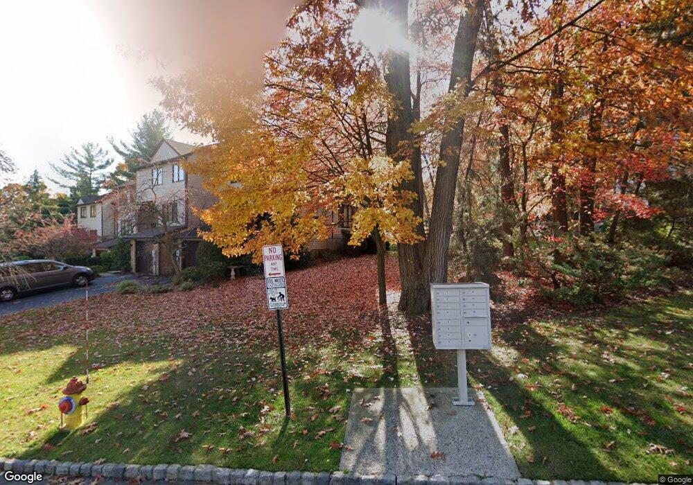 27 Stockton Ct, Morris Plains, NJ 07950 - photo 1