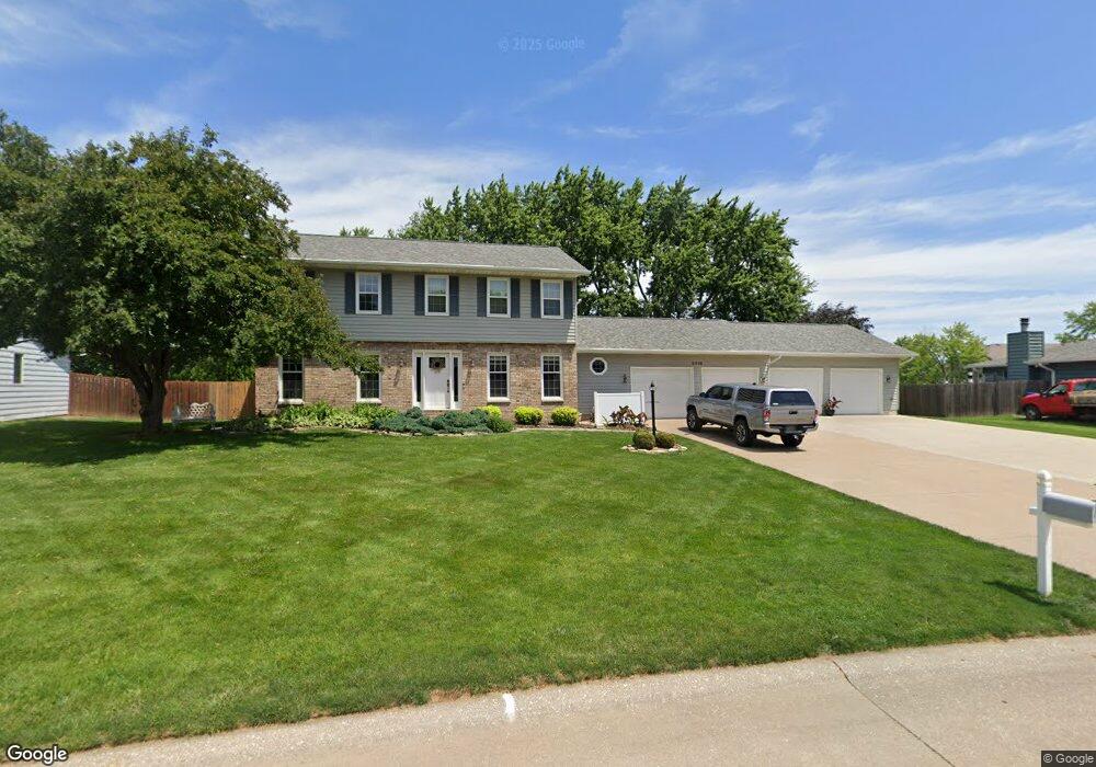 2118 E 48th St, Davenport, IA 52807 - photo 1