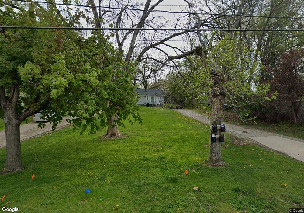 2009 16th St, Des Moines, IA 50314 - photo 1