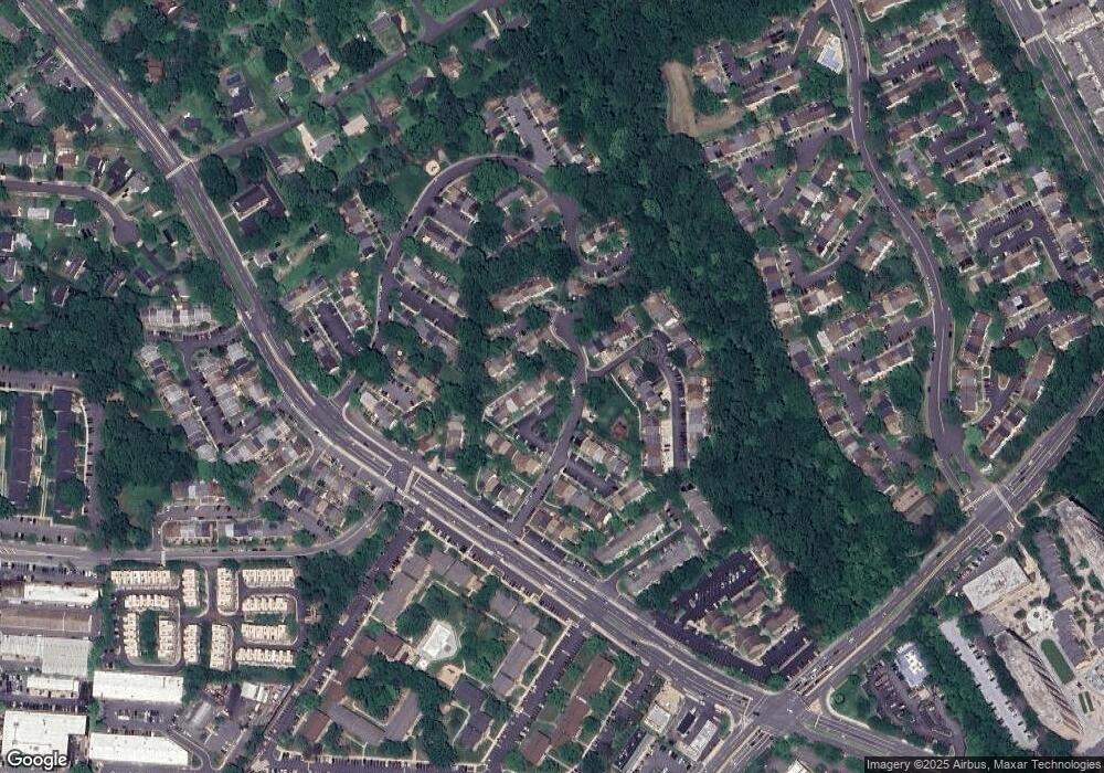 9529 Barcellona Ct, Fairfax, VA 22031 - photo 1