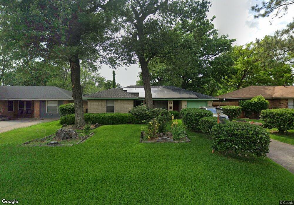 10125 Bretton Dr, Houston, TX 77016 - photo 1