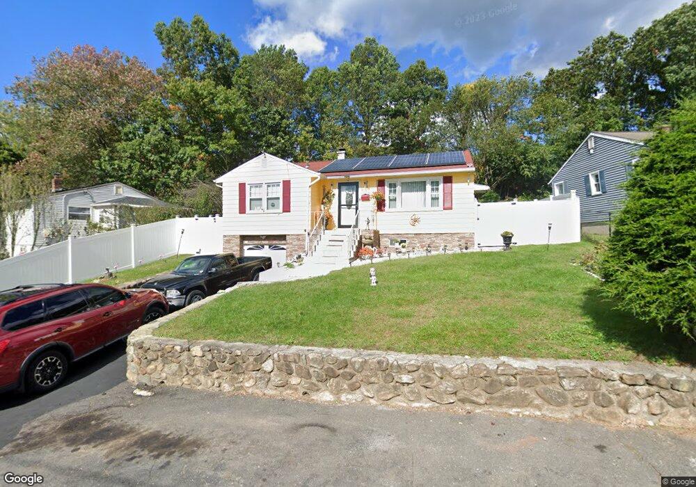 313 Lounsbury St, Waterbury, CT 06706 - photo 1