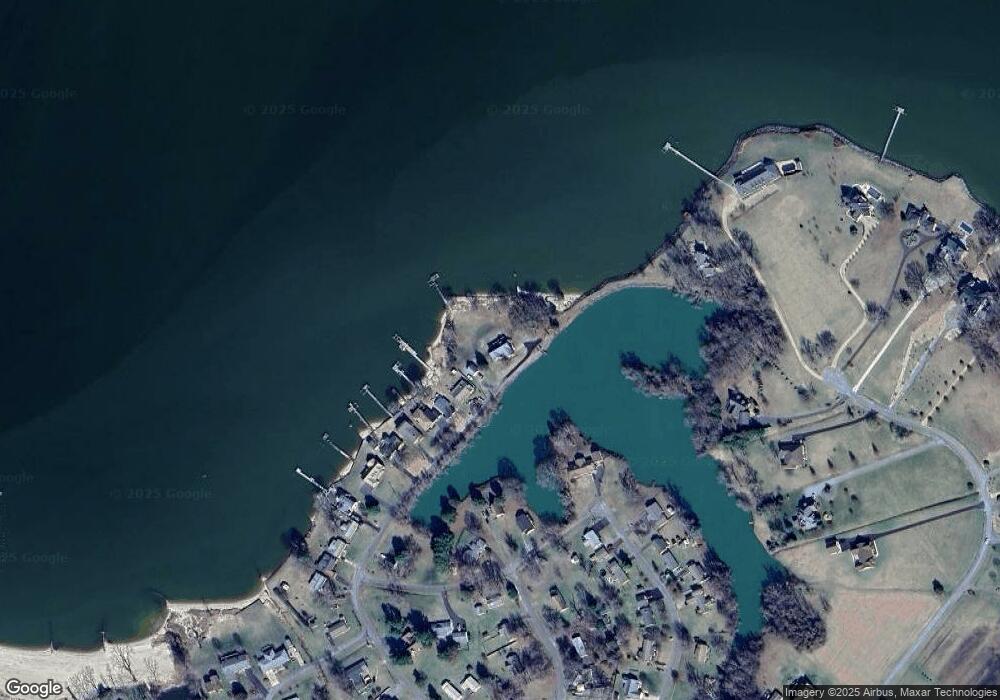 359 Pearson Dr, Colonial Beach, VA 22443 - photo 1