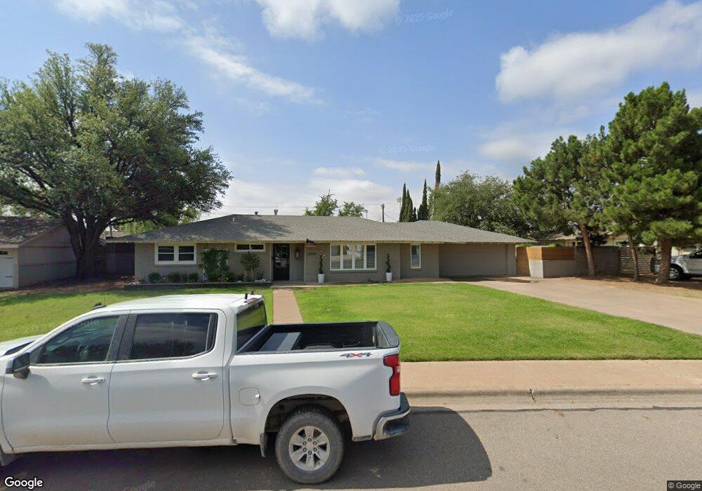 2009 Country Club Dr, Midland, TX 79701 - photo 1