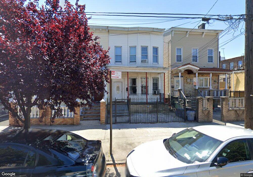 206 Norwood Ave, Brooklyn, NY 11208 - photo 1
