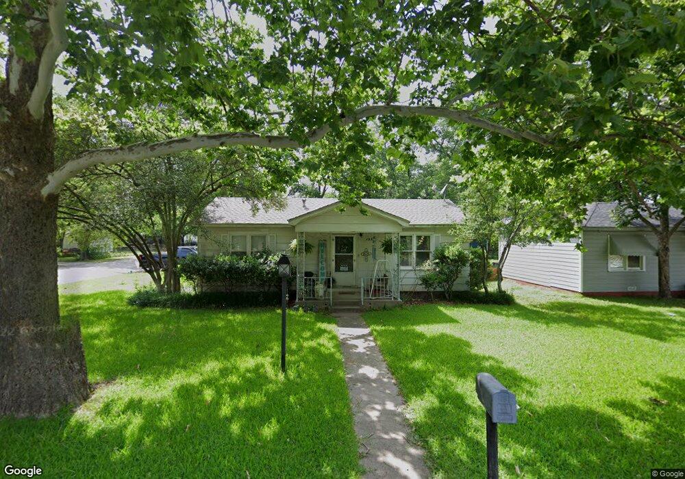 1021 B St SE, Ardmore, OK 73401 - photo 1