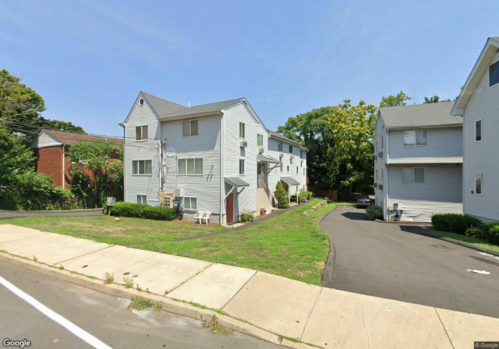 118 W Cedar St unit 2, Norwalk, CT 06854 - photo 1