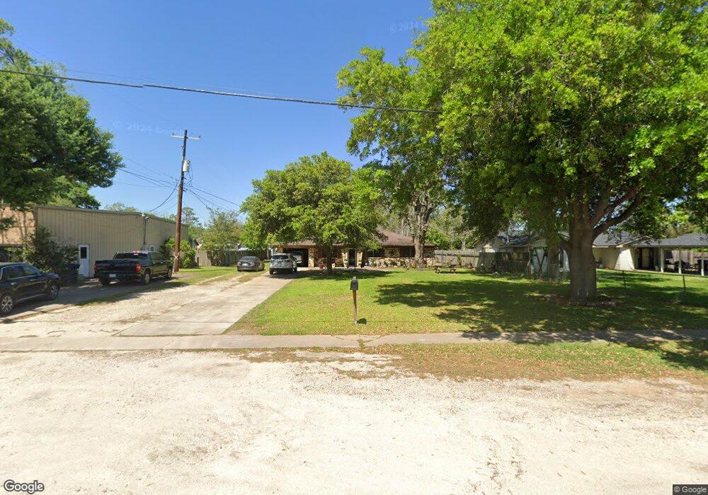 2013 13th St, Bay City, TX 77414 - photo 1