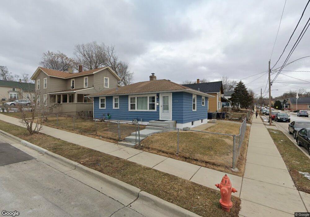 353 Center St, Elgin, IL 60120 - photo 1