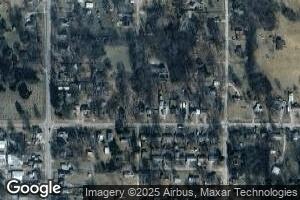 202 E Pine St, Albion, IL 62806