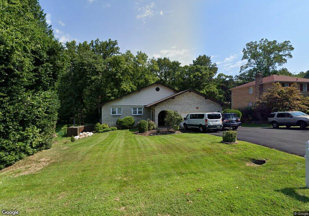 13609 Creekside Dr unit 13609 Creekside Dr, Silver Spring, MD 20904 - photo 1