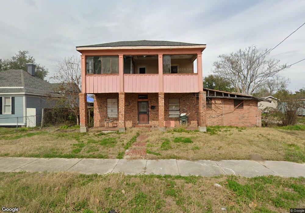 811 Pryce St, Lake Charles, LA 70601 - photo 1
